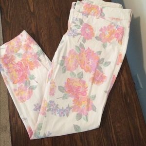 Floral/ White Pixie Ankle Pants